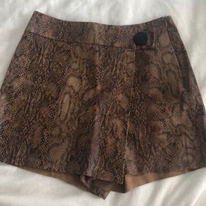 ZARA: brown snakeskin leather skort